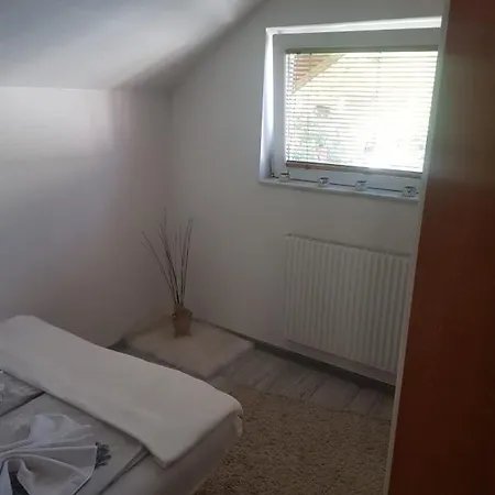 Apartment Salus *